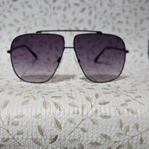 Guess Black and Gray Aviator Glasses
